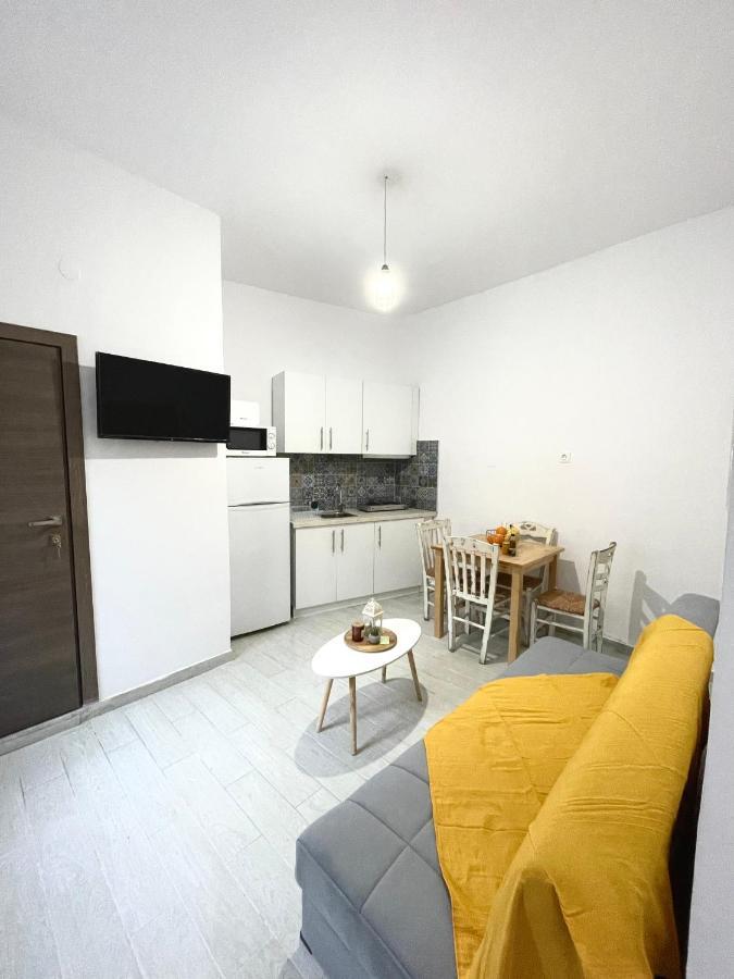 Ritsos Family Apartment Monemvasía Eksteriør bilde